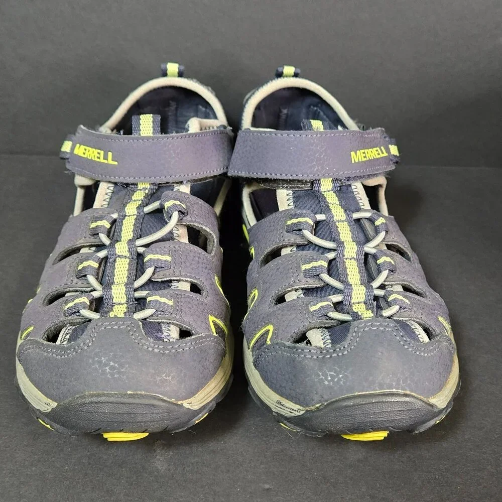 Merrell Boys Hydro H2O Sandals Size 4M Navy & Yellow Durable Athletic Footwear